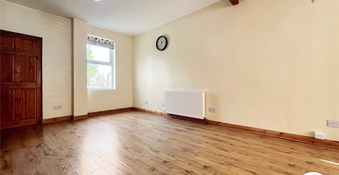 3 bedroom house to rent in Rochester | Robinson Michael & Jackson