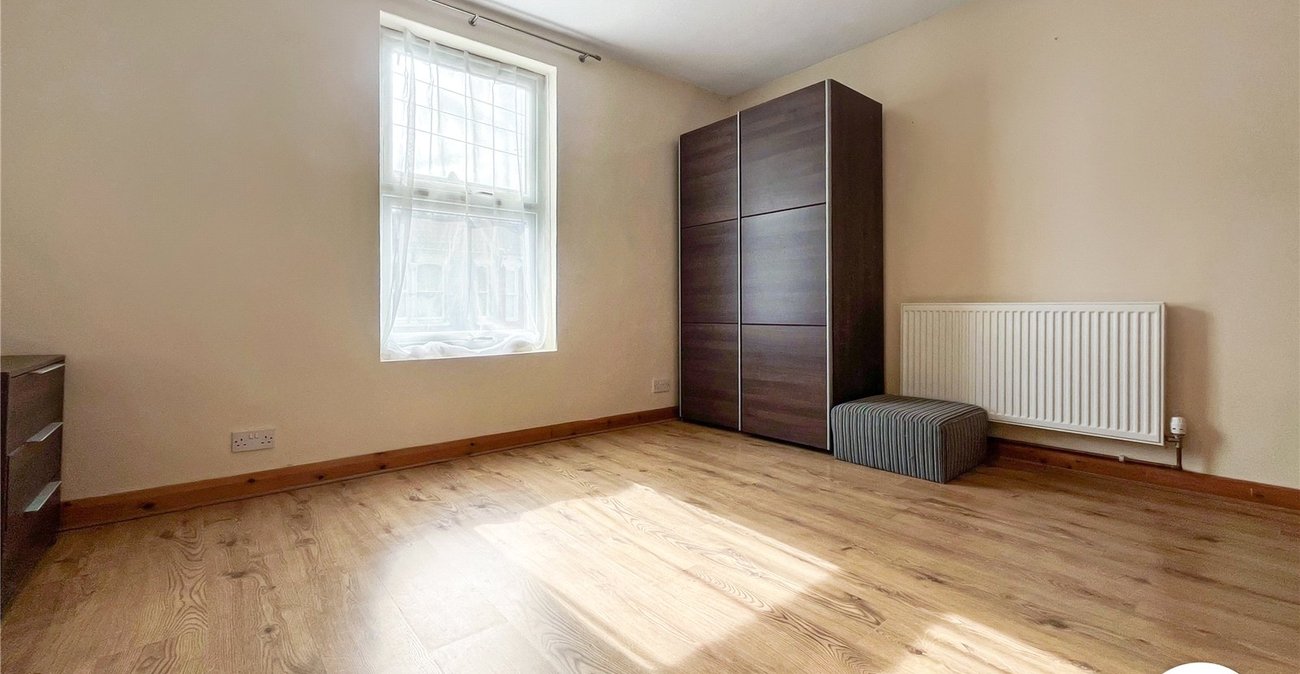 3 bedroom house to rent in Rochester | Robinson Michael & Jackson