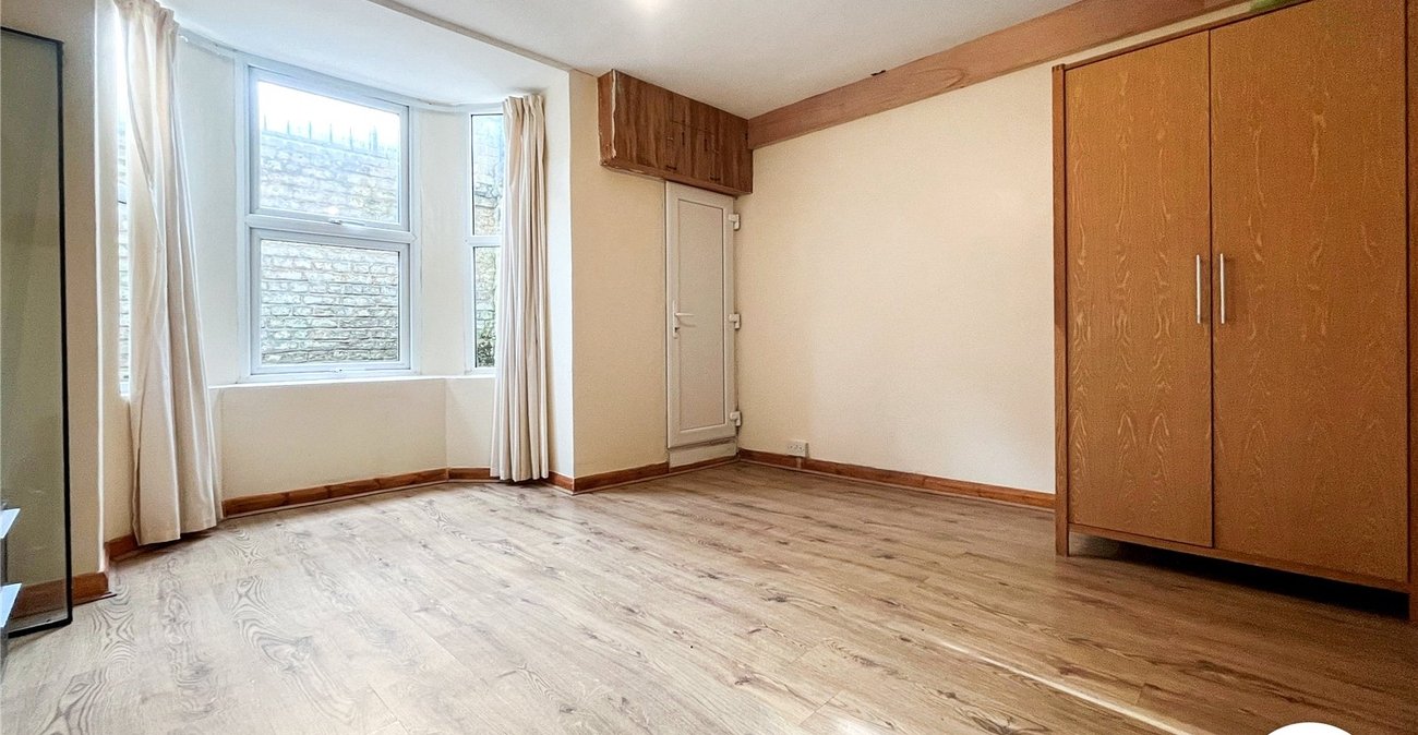 3 bedroom house to rent in Rochester | Robinson Michael & Jackson