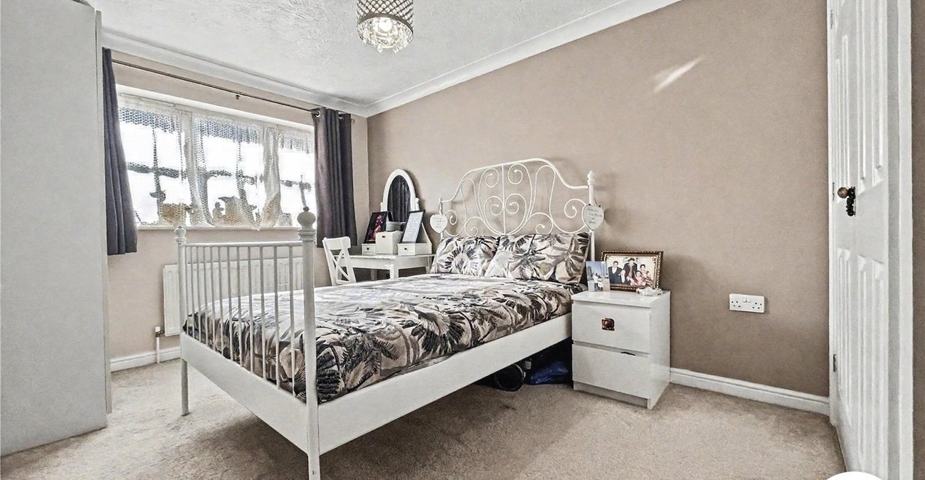 3 bedroom house to rent in Gillingham | Robinson Michael & Jackson