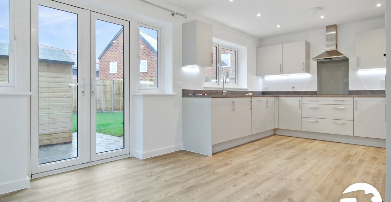 3 bedroom house to rent in Alkerden | Robinson Michael & Jackson