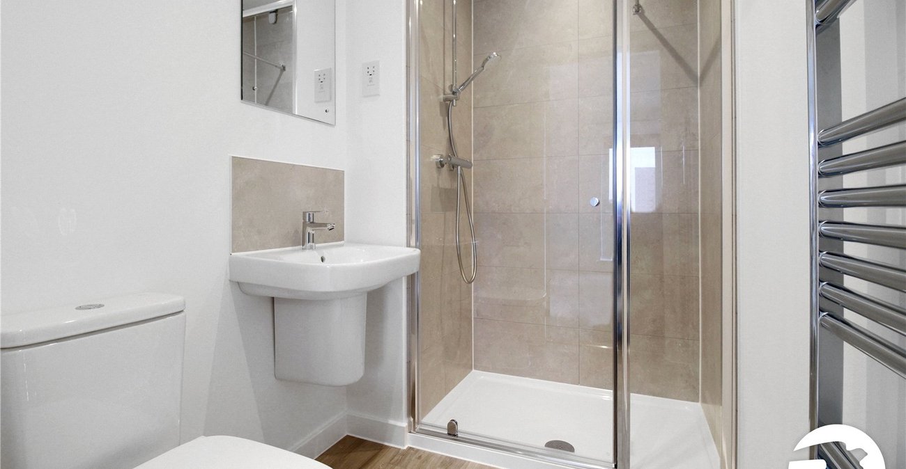 3 bedroom house to rent in Alkerden | Robinson Michael & Jackson