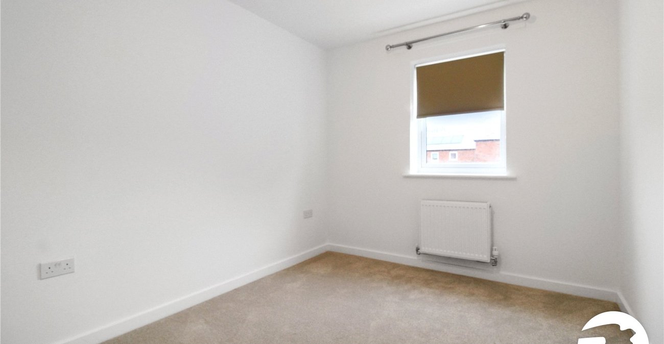 3 bedroom house to rent in Alkerden | Robinson Michael & Jackson