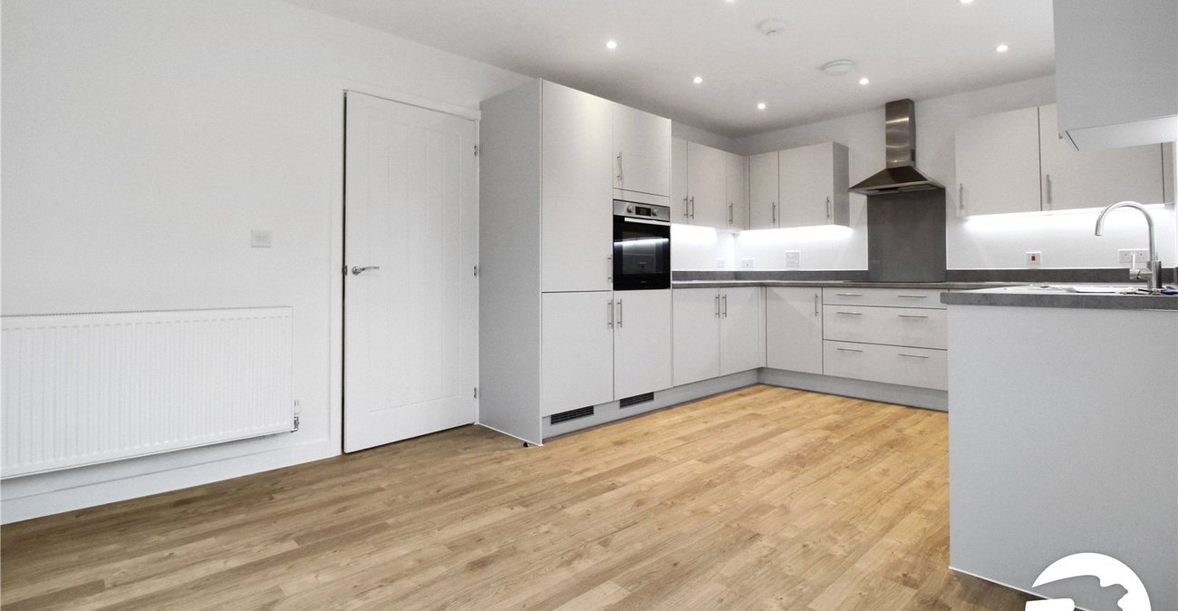 3 bedroom house to rent in Alkerden | Robinson Michael & Jackson