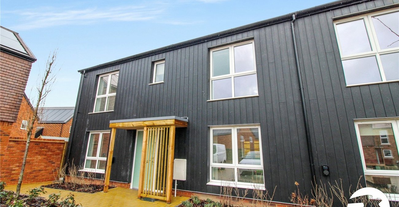 3 bedroom house to rent in Alkerden | Robinson Michael & Jackson