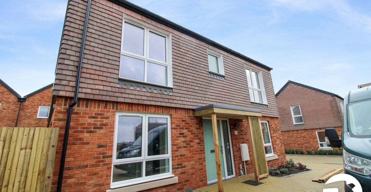 3 bedroom house to rent in Alkerden | Robinson Michael & Jackson