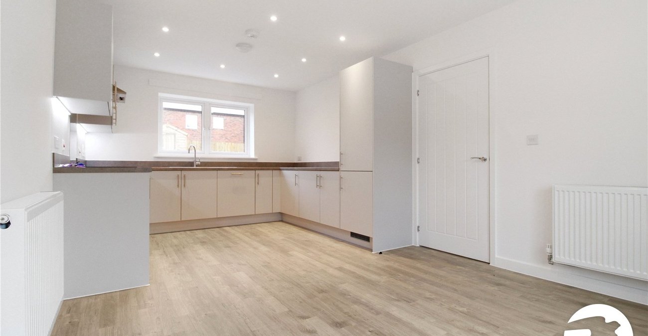 3 bedroom house to rent in Alkerden | Robinson Michael & Jackson