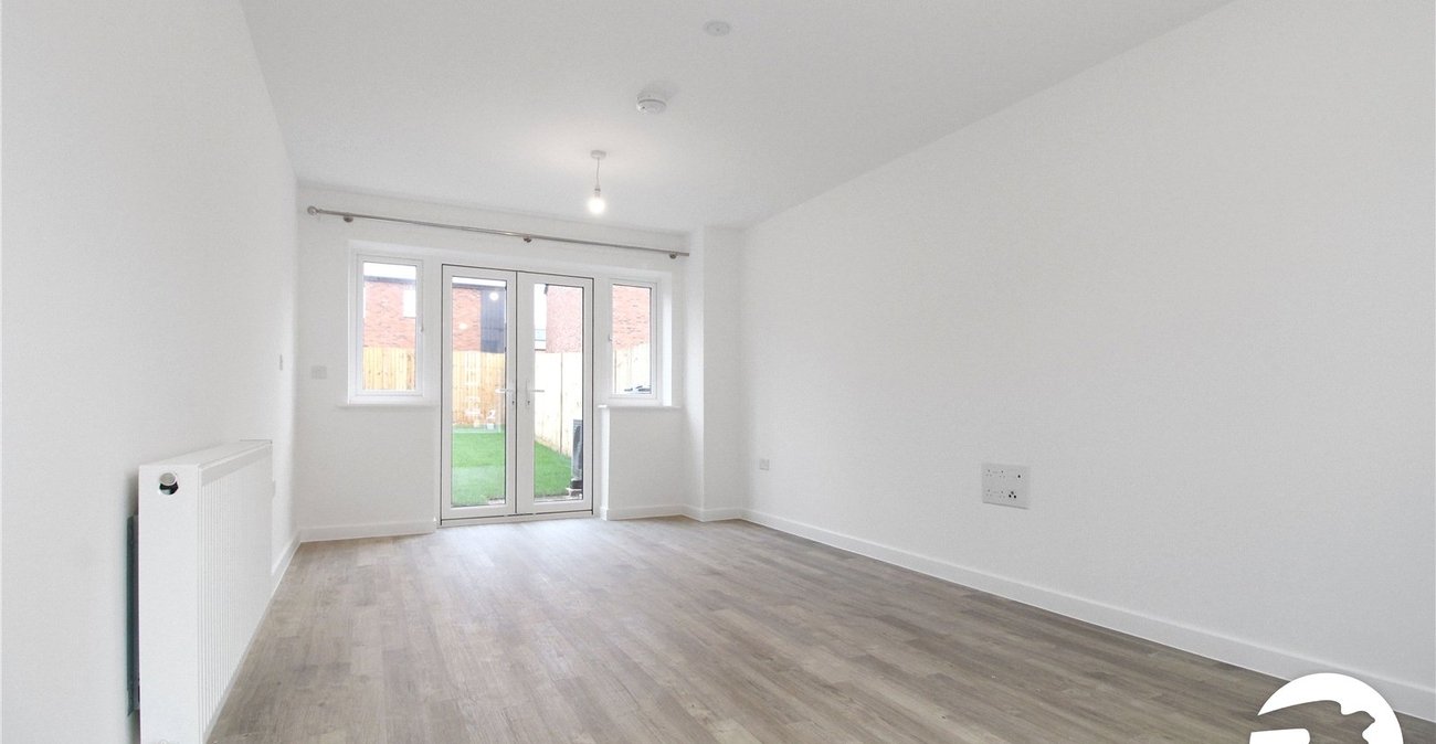 3 bedroom house to rent in Alkerden | Robinson Michael & Jackson