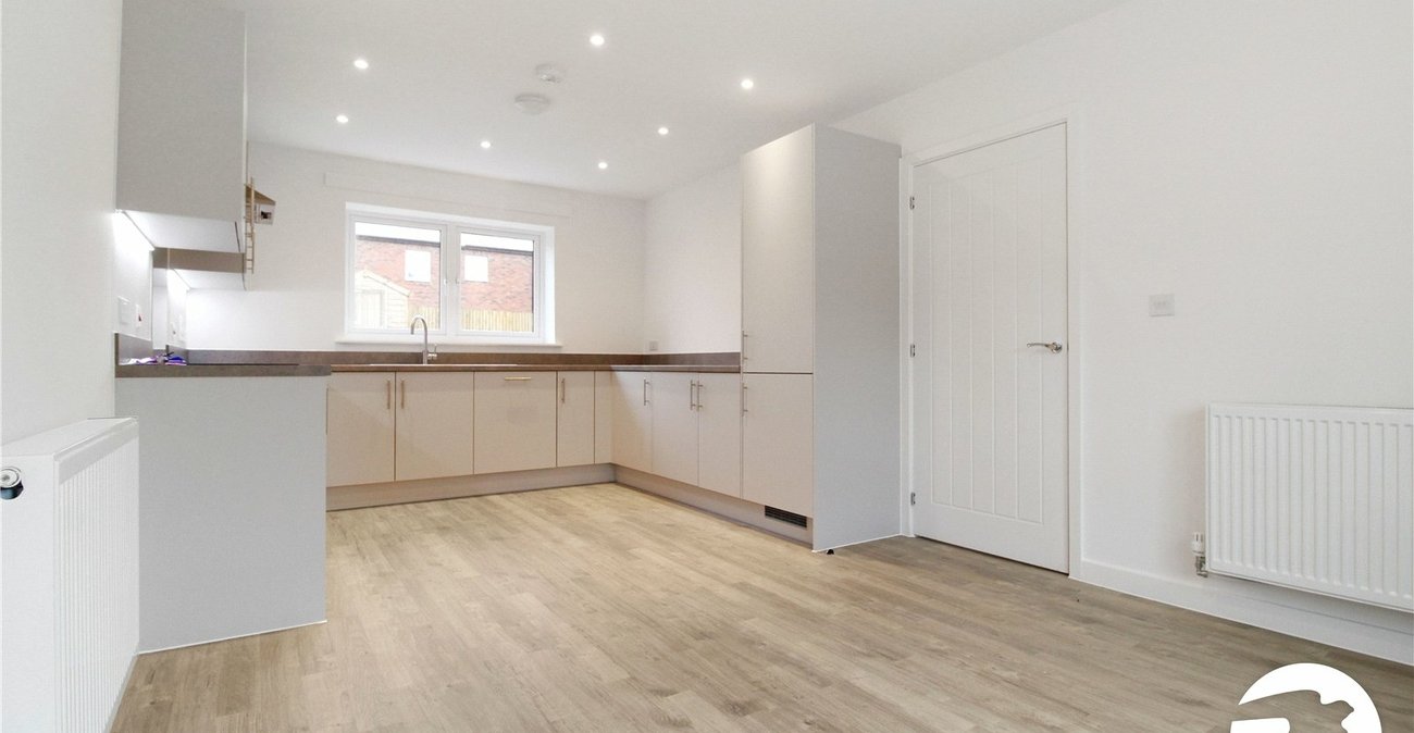 3 bedroom house to rent in Alkerden | Robinson Michael & Jackson