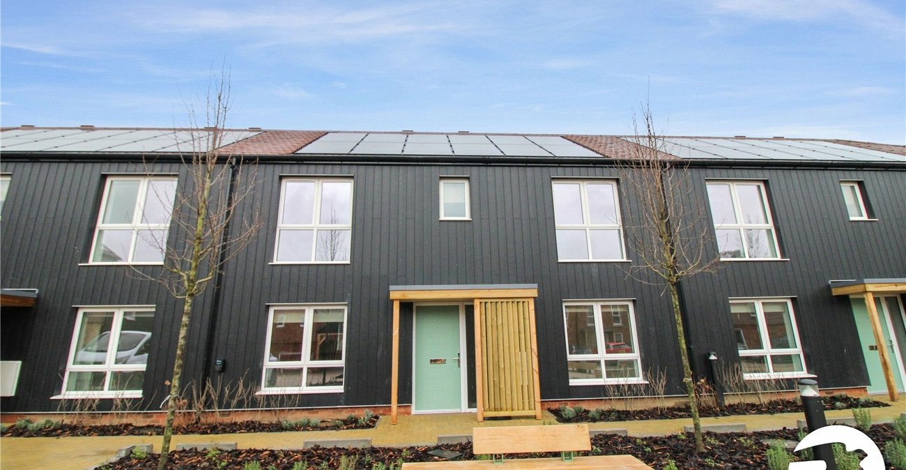 3 bedroom house to rent in Alkerden | Robinson Michael & Jackson