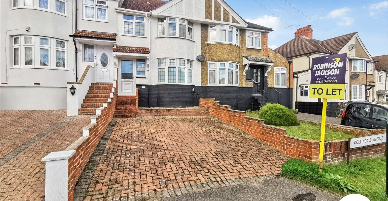 3 bedroom house to rent in Erith | Robinson Jackson