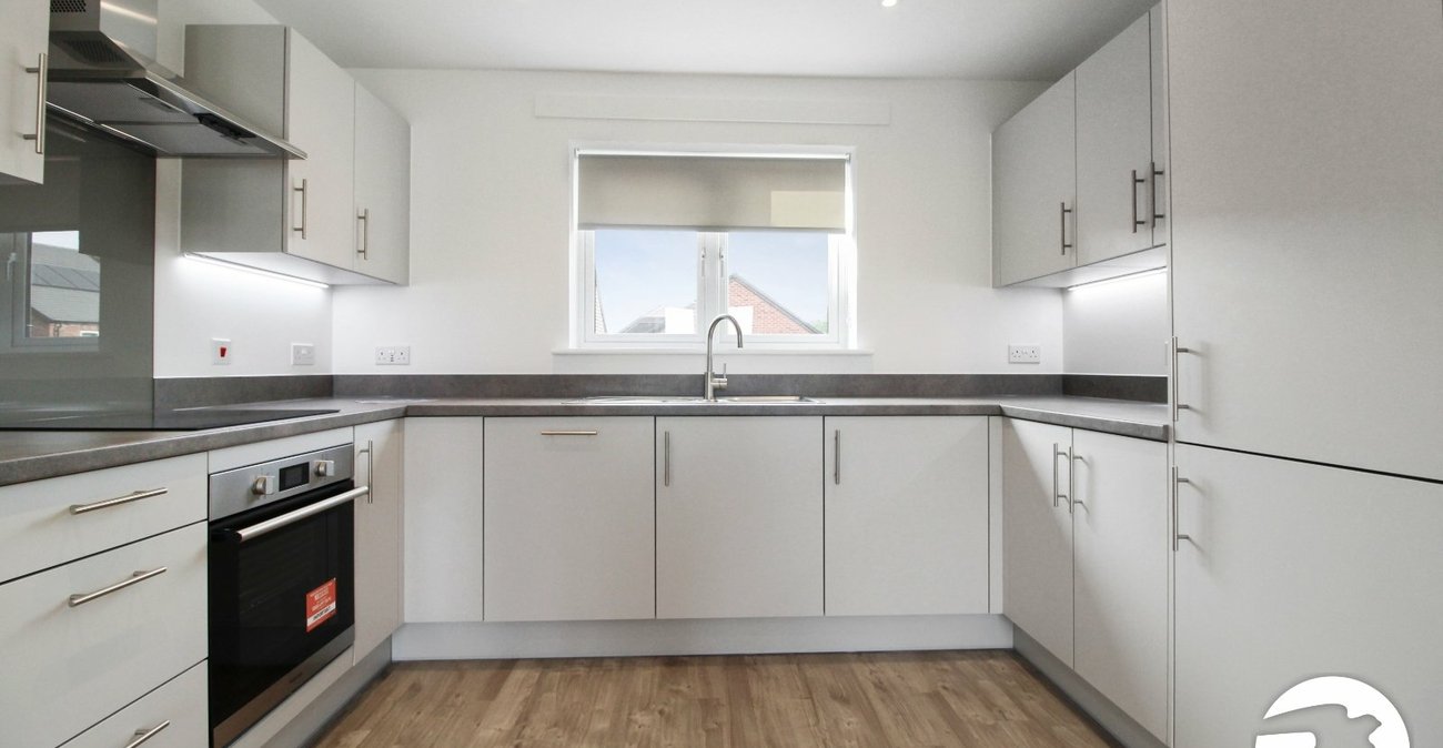 2 bedroom property to rent in Alkerden | Robinson Michael & Jackson