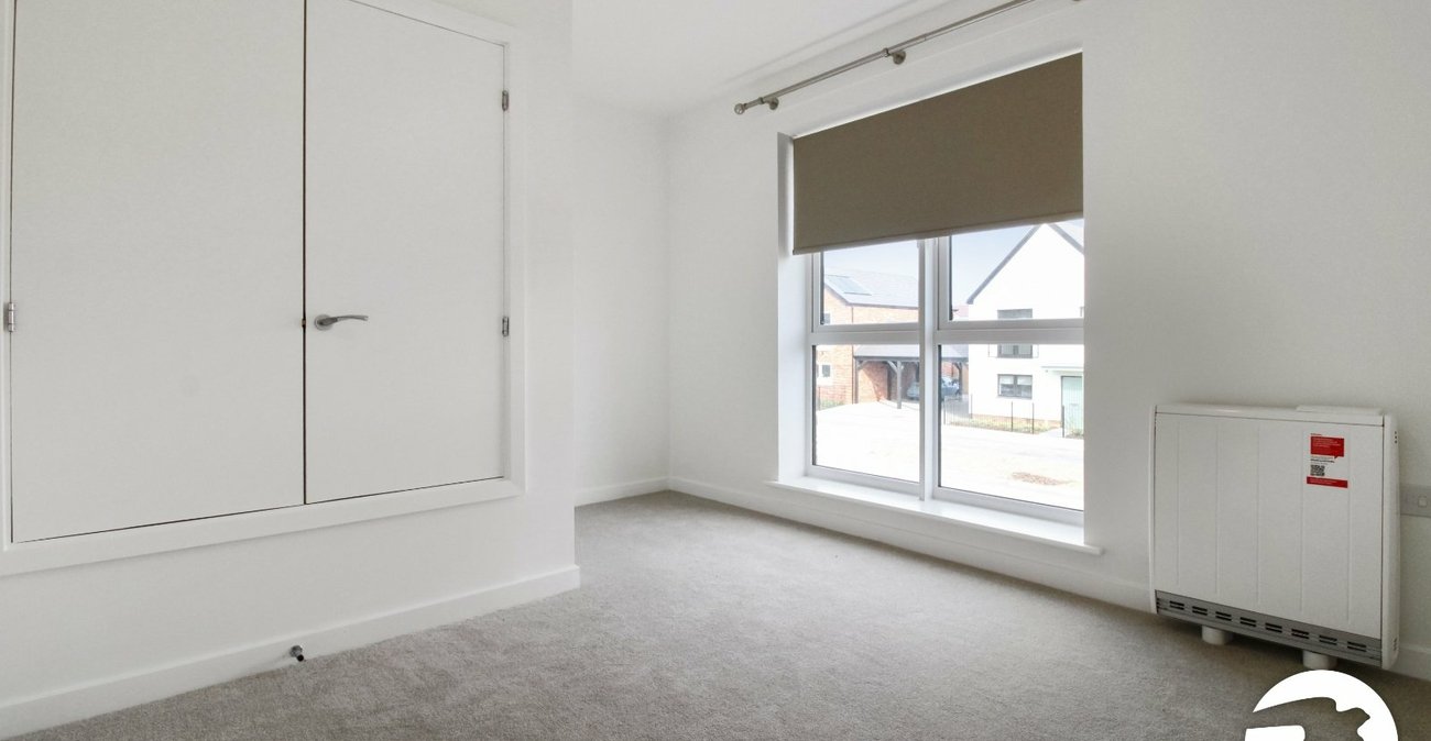 2 bedroom property to rent in Alkerden | Robinson Michael & Jackson