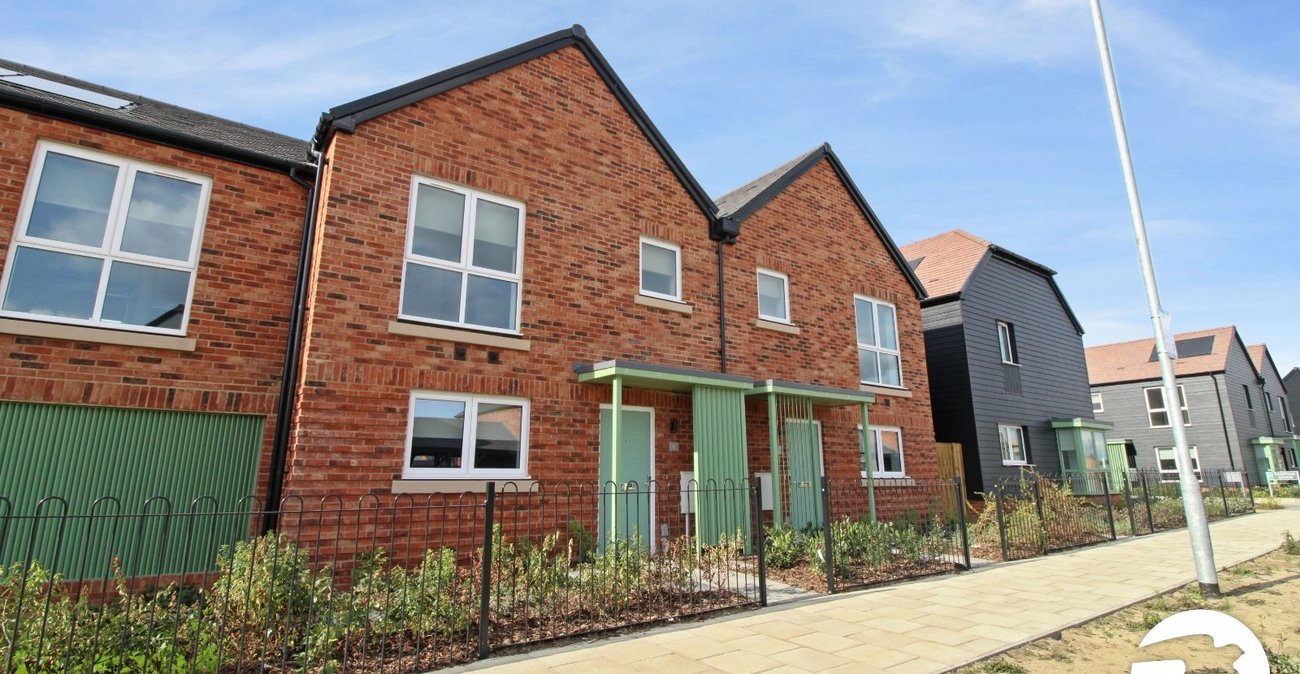 3 bedroom house to rent in Alkerden | Robinson Michael & Jackson