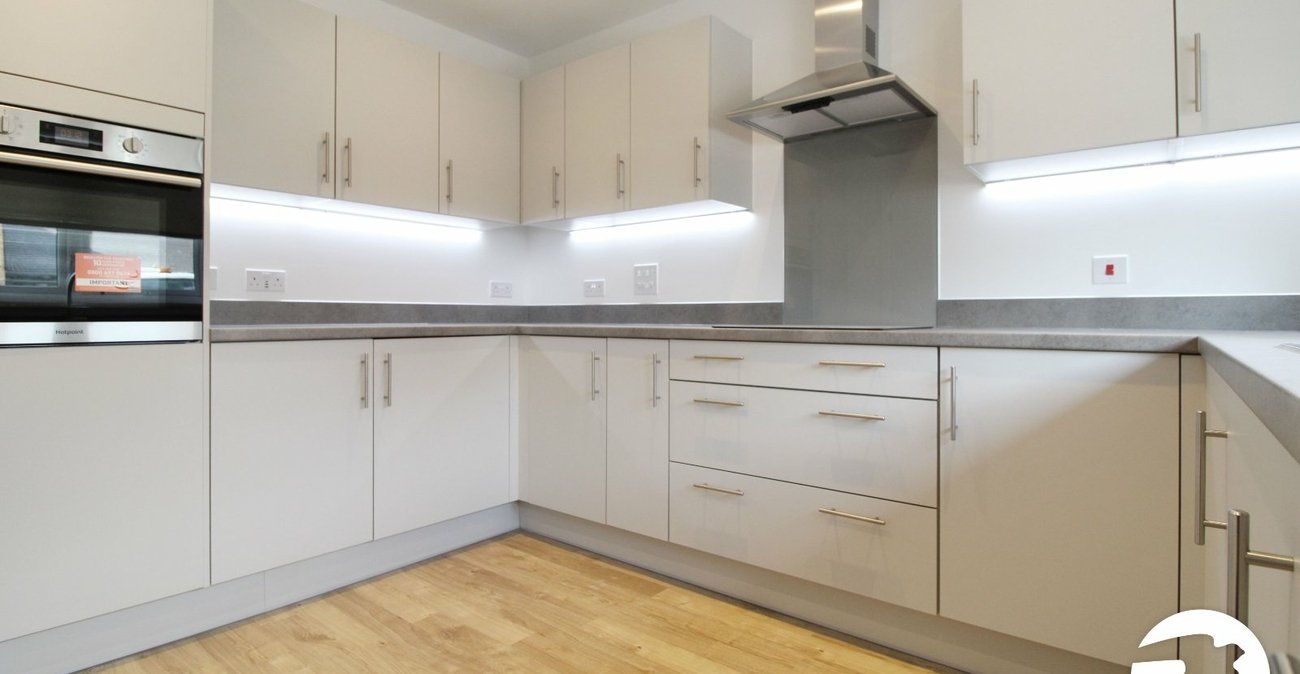 3 bedroom house to rent in Alkerden | Robinson Michael & Jackson