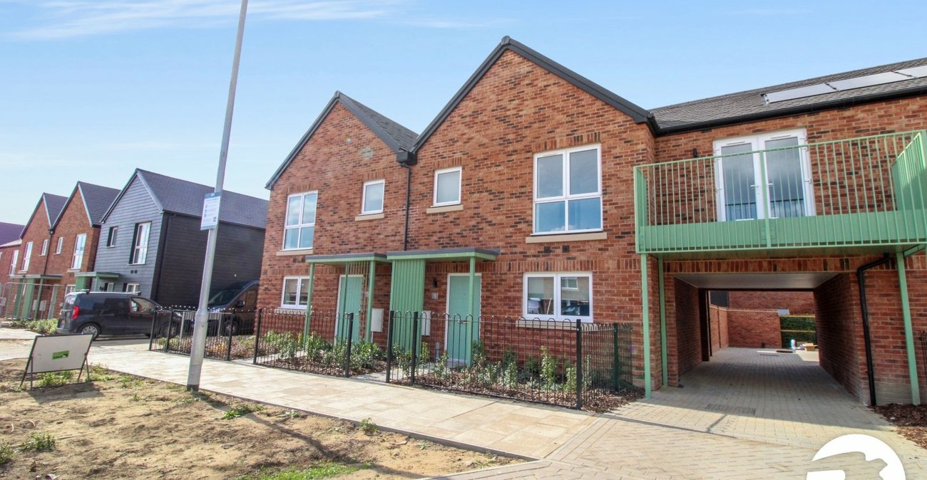 3 bedroom house to rent in Alkerden | Robinson Michael & Jackson