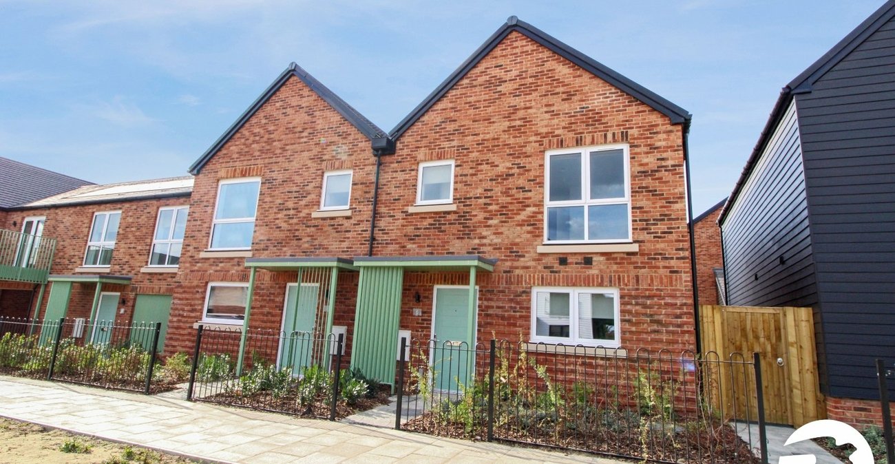 3 bedroom house to rent in Alkerden | Robinson Michael & Jackson