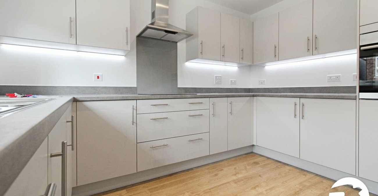 3 bedroom house to rent in Alkerden | Robinson Michael & Jackson