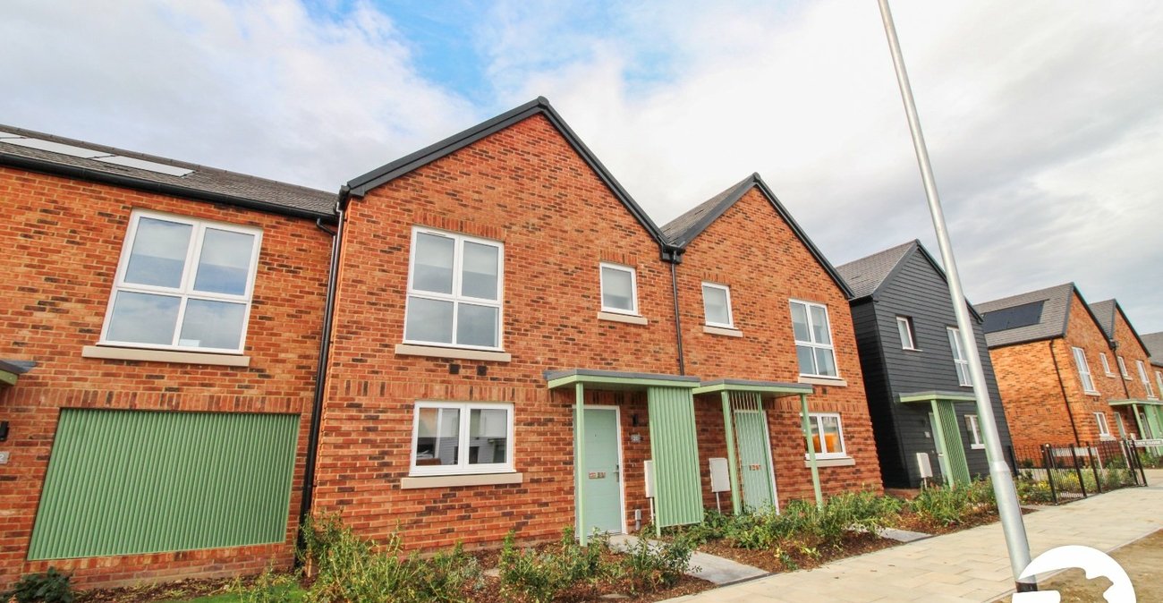 3 bedroom house to rent in Alkerden | Robinson Michael & Jackson