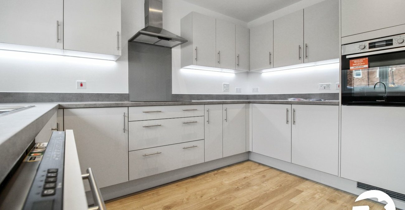 3 bedroom house to rent in Alkerden | Robinson Michael & Jackson