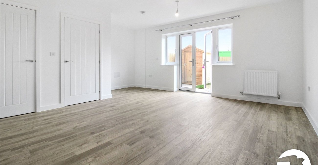 3 bedroom house to rent in Alkerden | Robinson Michael & Jackson