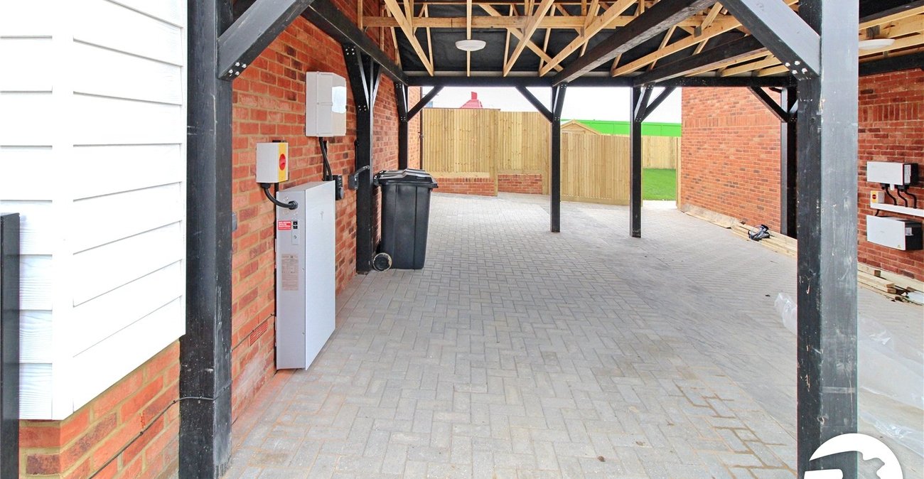 3 bedroom house to rent in Alkerden | Robinson Michael & Jackson