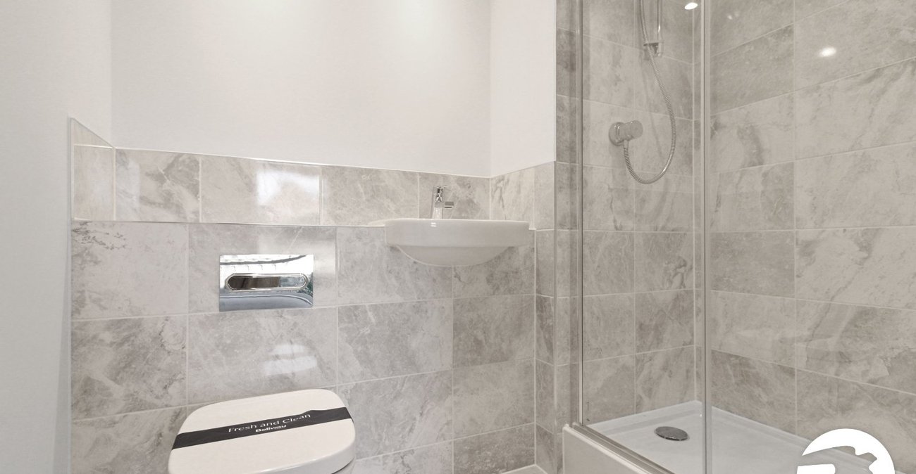 2 bedroom property to rent in Alkerden | Robinson Michael & Jackson