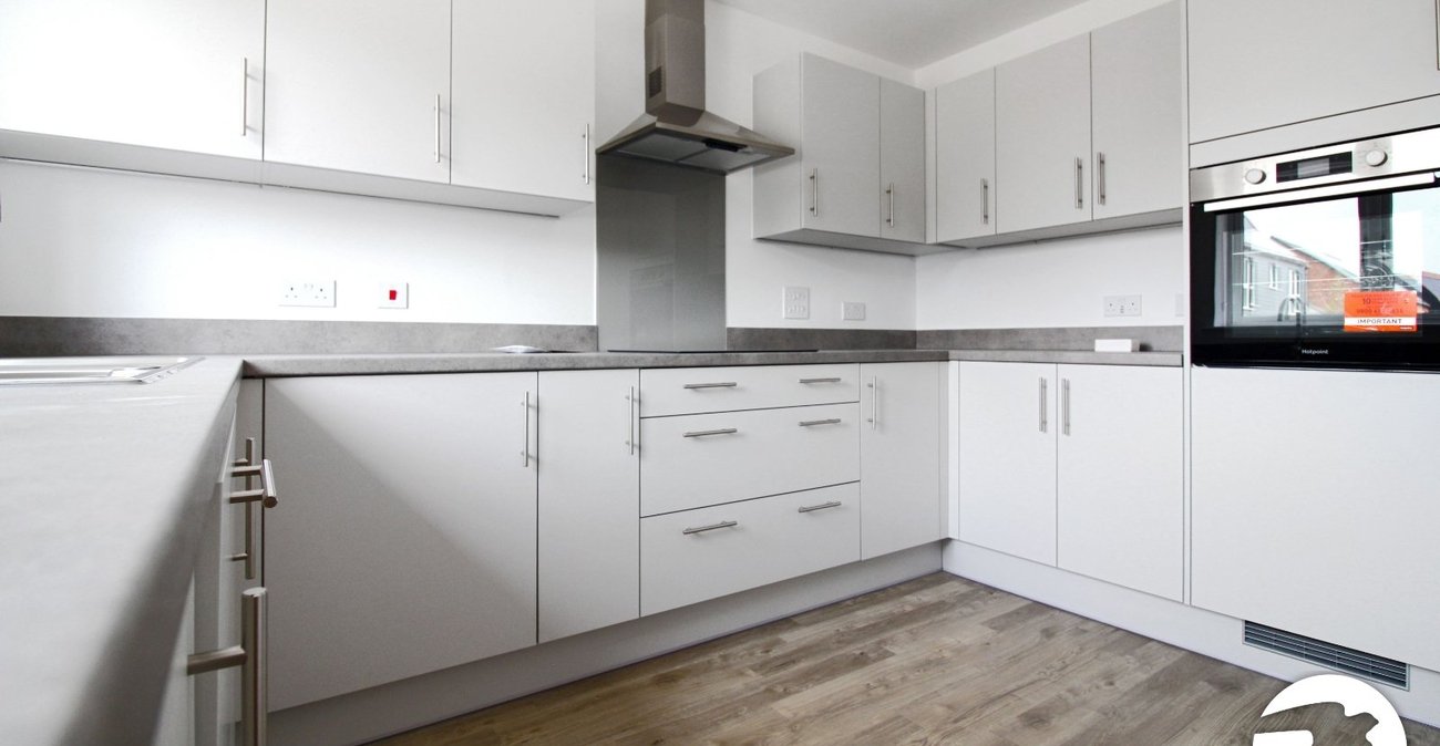 3 bedroom house to rent in Alkerden | Robinson Michael & Jackson