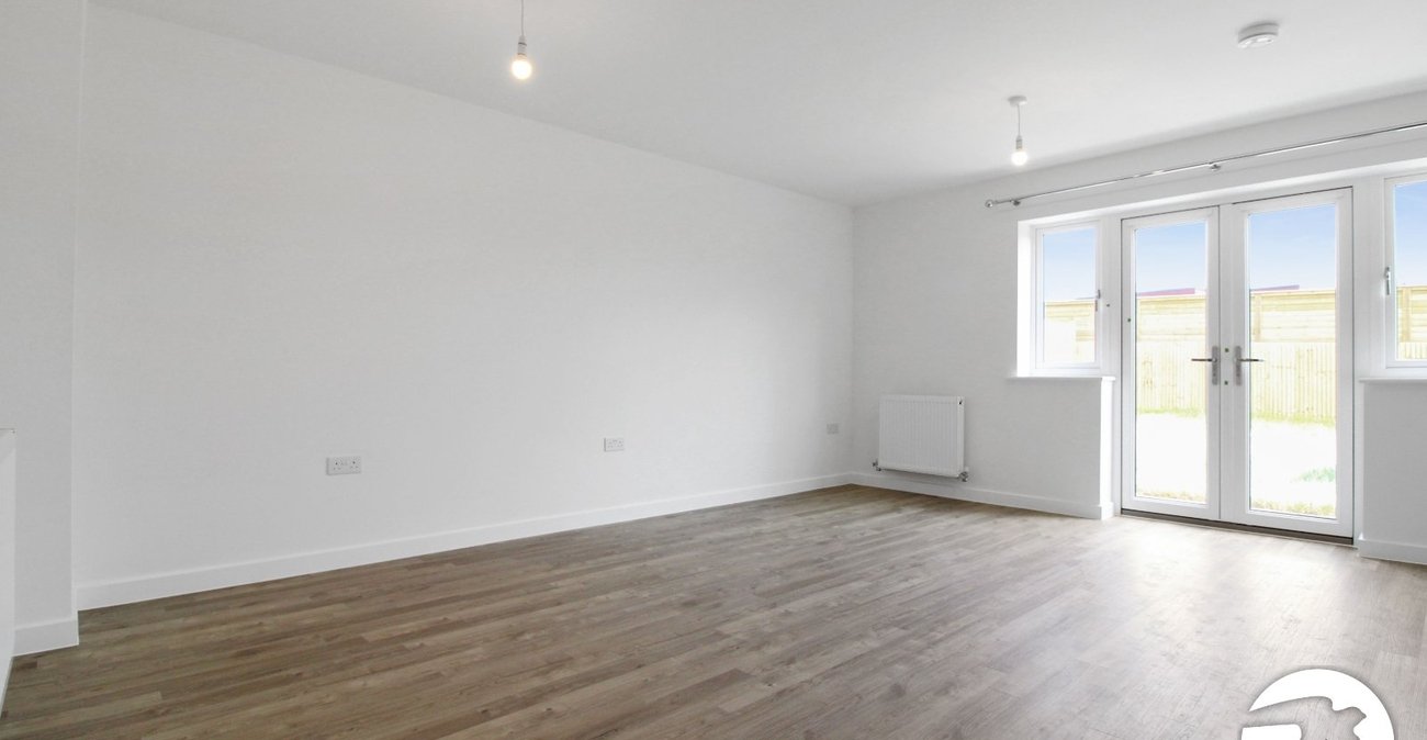 3 bedroom house to rent in Alkerden | Robinson Michael & Jackson