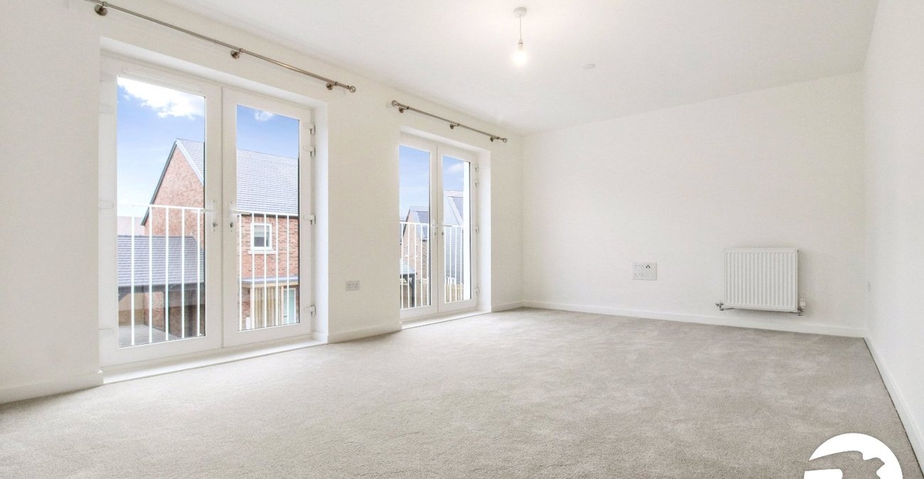 3 bedroom house to rent in Alkerden | Robinson Michael & Jackson