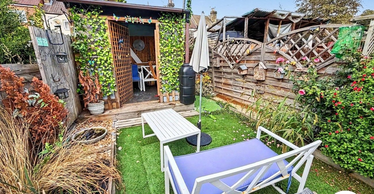 3 bedroom house to rent in Chatham | Robinson Michael & Jackson