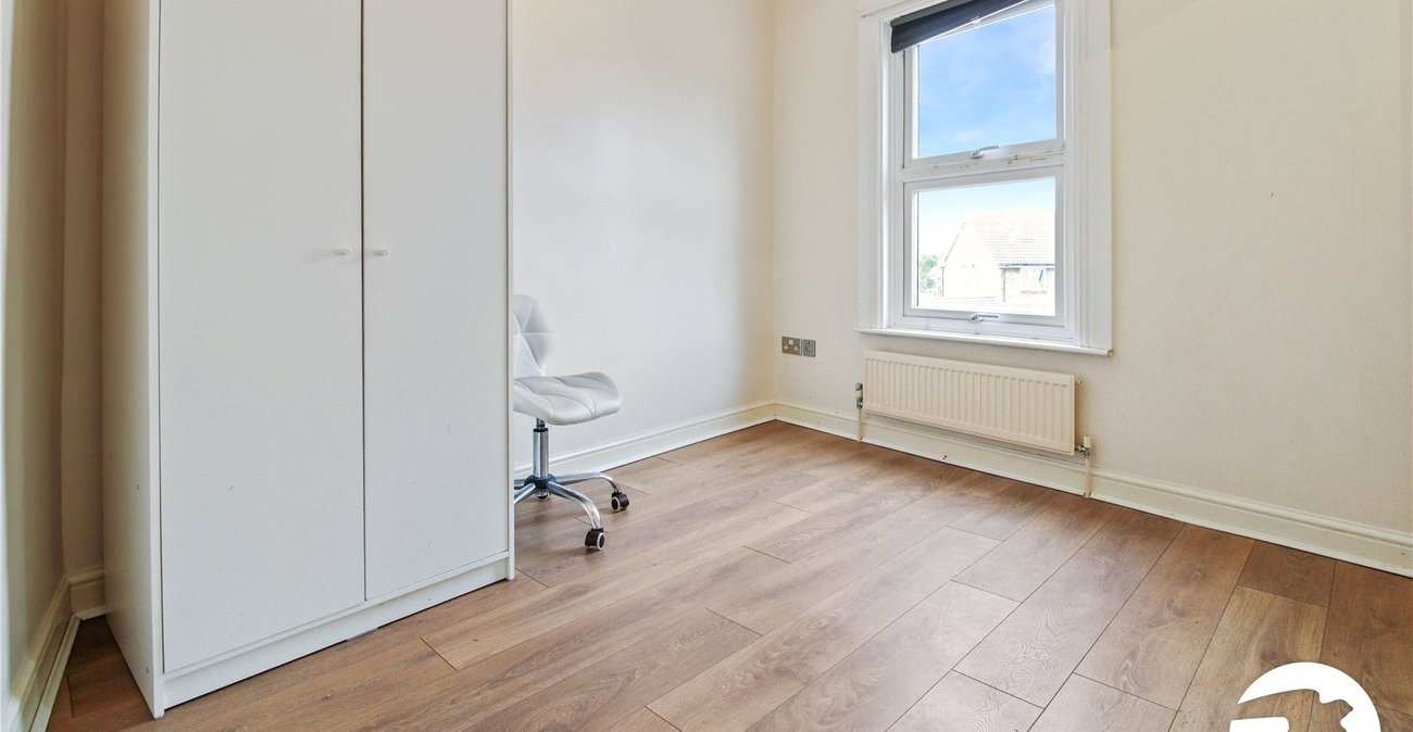 2 bedroom house to rent in Northfleet | Robinson Michael & Jackson