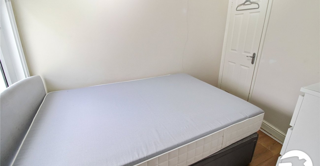2 bedroom house to rent in Northfleet | Robinson Michael & Jackson