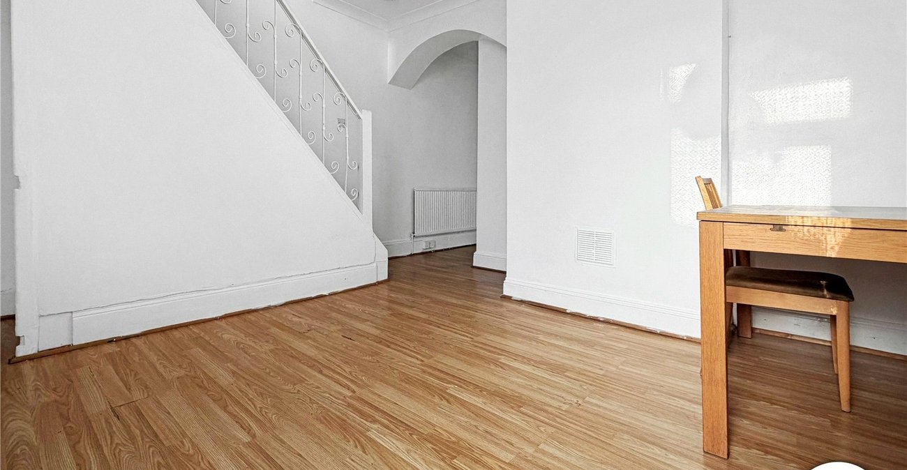 3 bedroom house to rent in Gillingham | Robinson Michael & Jackson