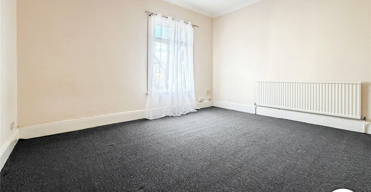 3 bedroom house to rent in Gillingham | Robinson Michael & Jackson