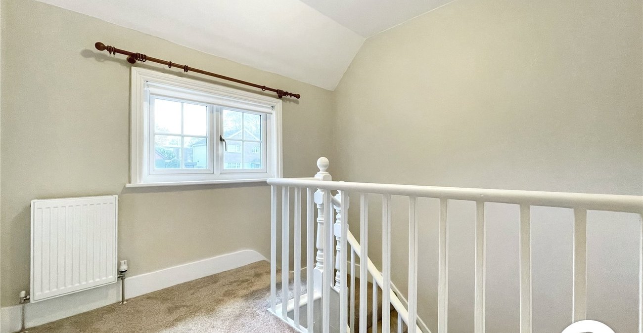 3 bedroom house to rent in Horton Kirby | Robinson Jackson