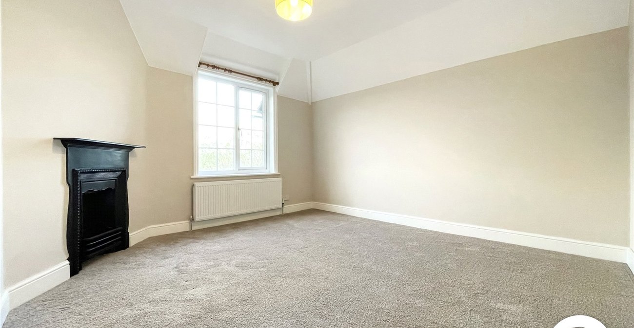 3 bedroom house to rent in Horton Kirby | Robinson Jackson