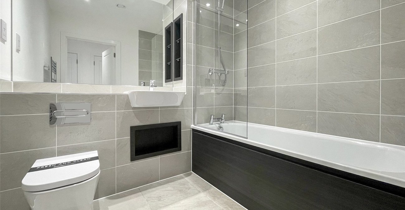 1 bedroom property to rent in 5 Regal Walk | Robinson Jackson