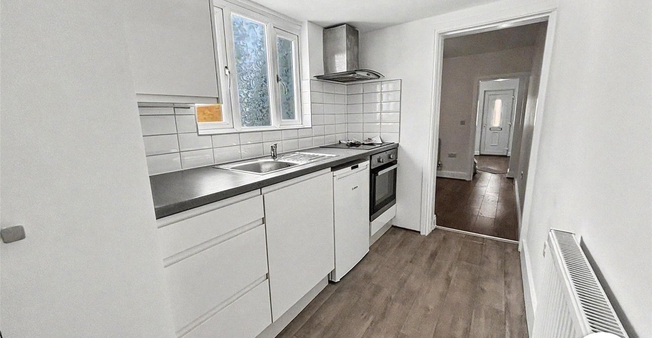 3 bedroom house to rent in Chatham | Robinson Michael & Jackson
