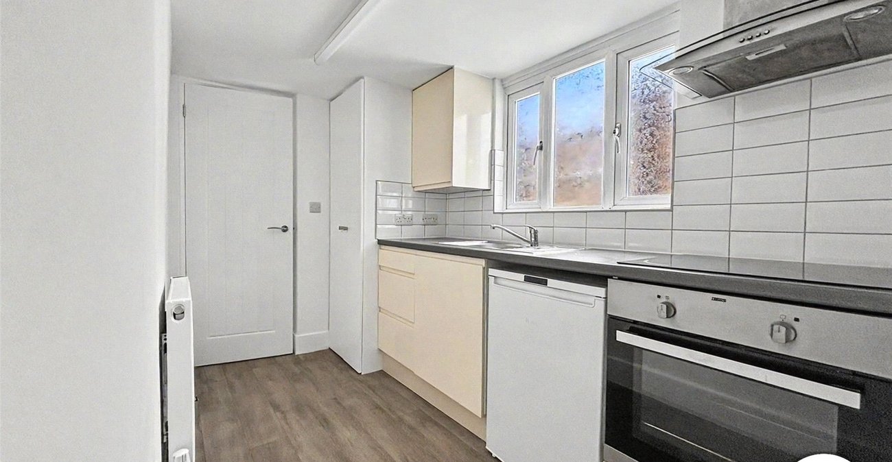 3 bedroom house to rent in Chatham | Robinson Michael & Jackson