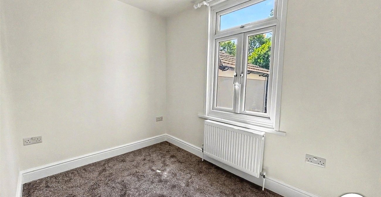 3 bedroom house to rent in Chatham | Robinson Michael & Jackson
