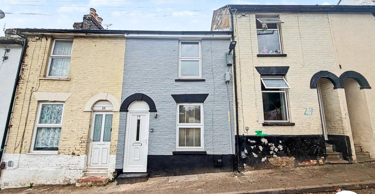 3 bedroom house to rent in Chatham | Robinson Michael & Jackson