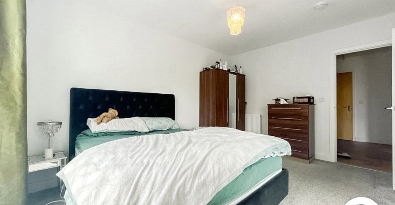 2 bedroom property to rent in Chatham | Robinson Michael & Jackson