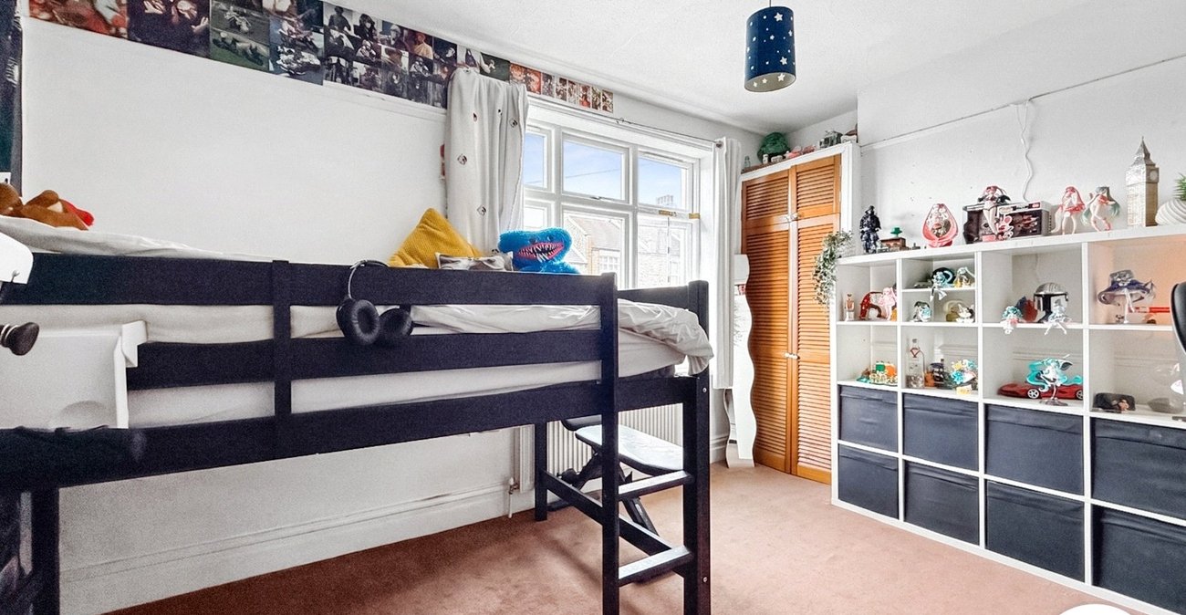 2 bedroom house to rent in London | 
