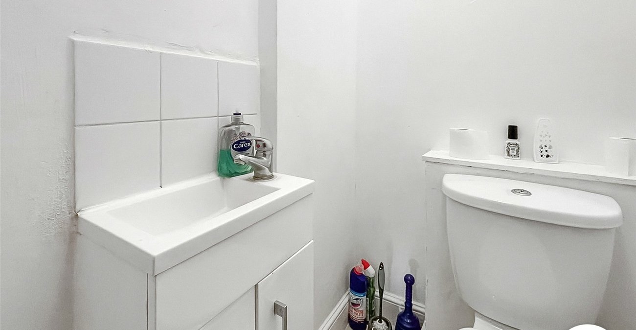 1 bedroom property to rent in Catford | Robinson Jackson