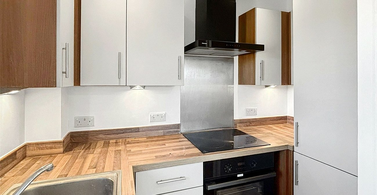 1 bedroom property to rent in London | Robinson Jackson