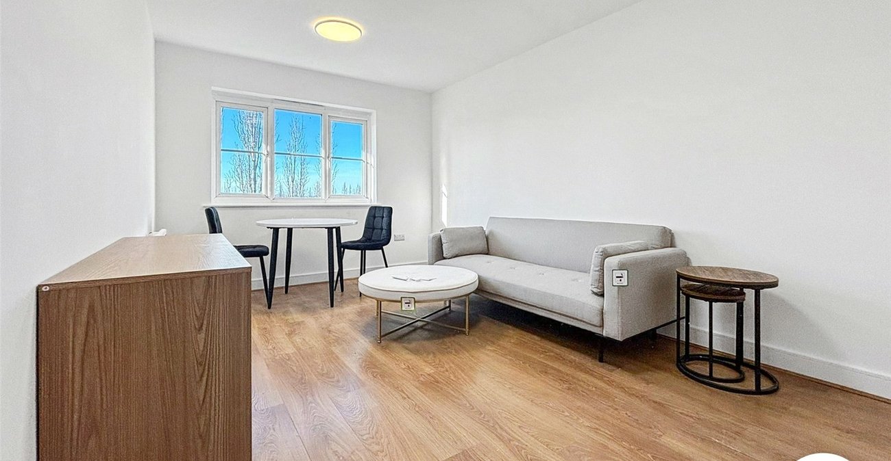 1 bedroom property to rent in London | Robinson Jackson