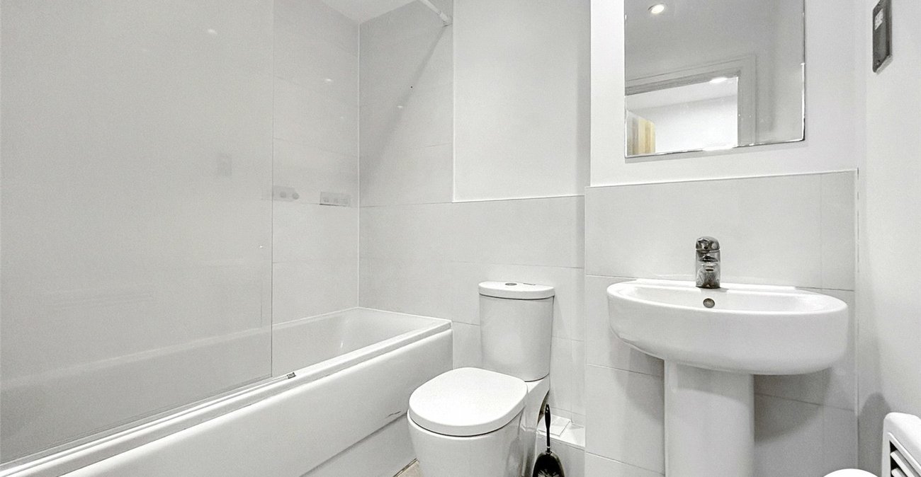 1 bedroom property to rent in London | Robinson Jackson