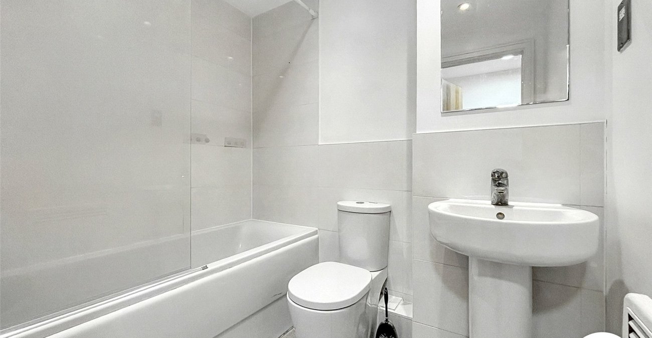 1 bedroom property to rent in London | Robinson Jackson