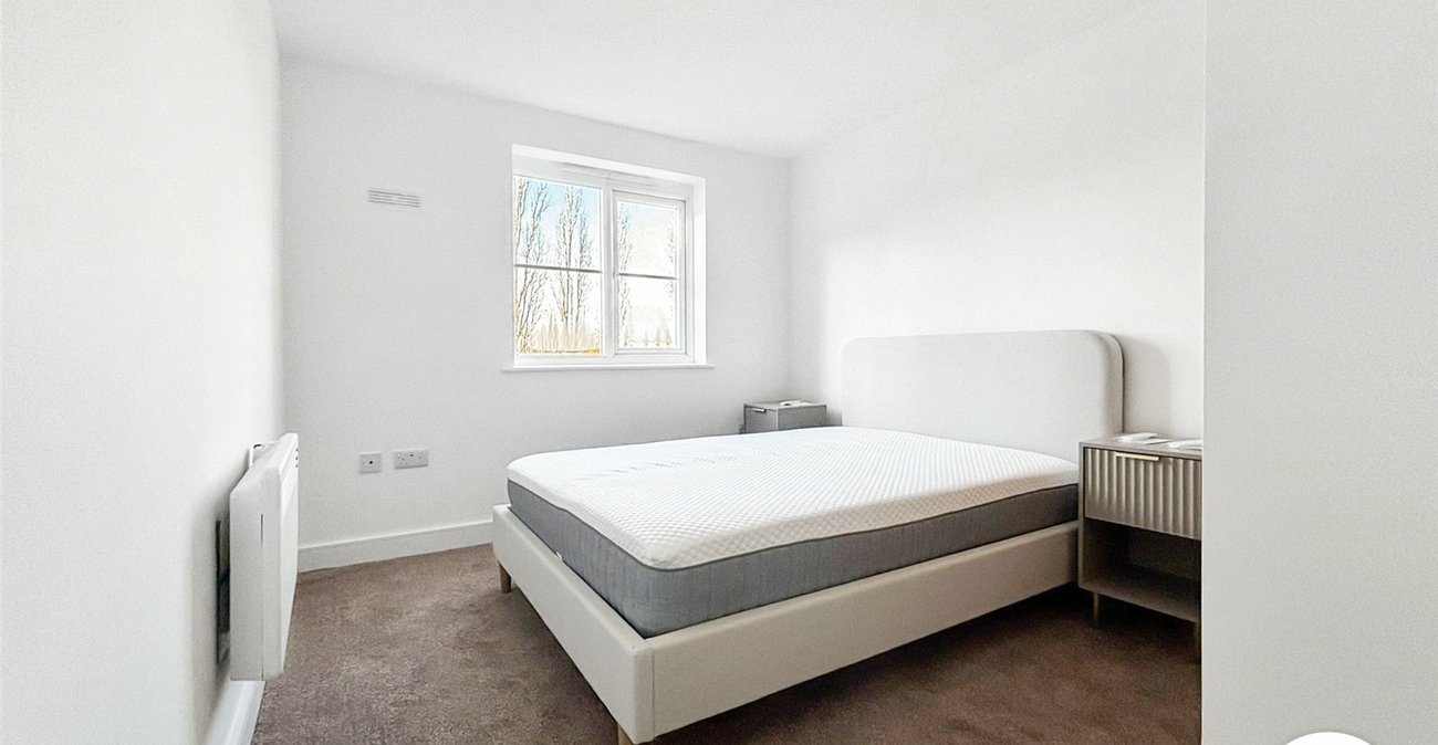 1 bedroom property to rent in London | Robinson Jackson